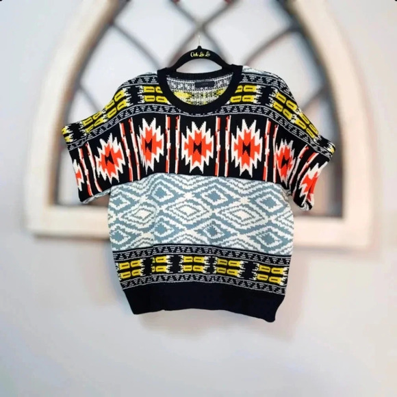 Vintage J.Crew Tribal Abstract Print Crop Sweater **Read Description** - Picture 1 of 4